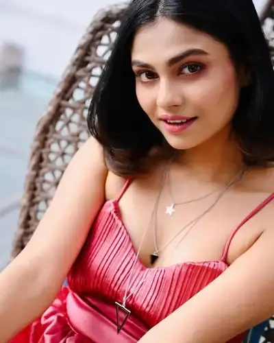 Escort Service Kalavad